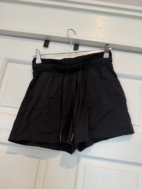 lululemon athletica Pants - lululemon athletica Black Women's Performance Drawstring Shorts